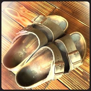 Girls size 3 Birkenstock